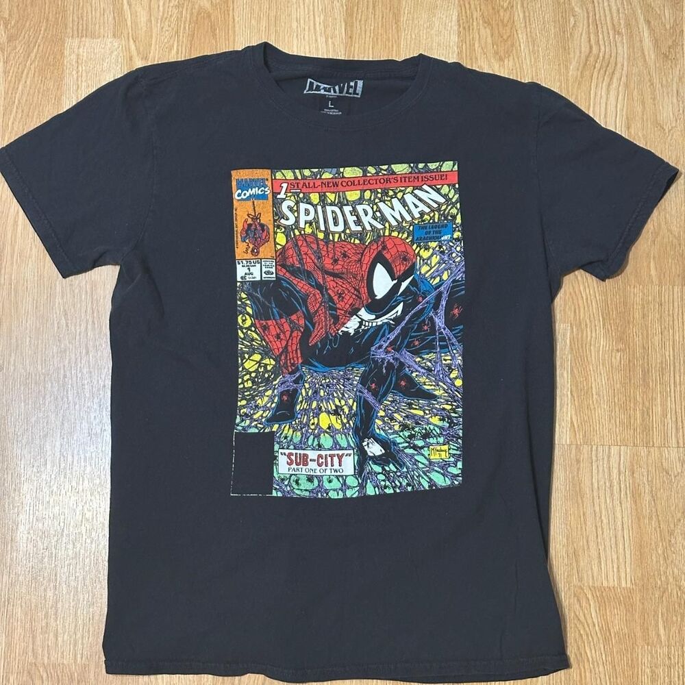 Marvel Men's Black T-shirt